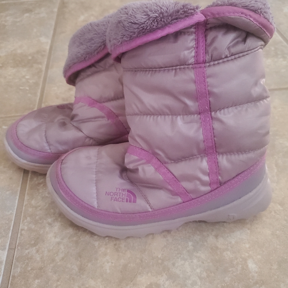 Girls snow boots